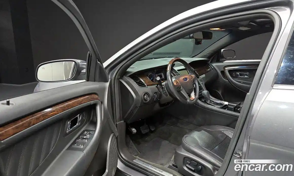 Ford Taurus 2014 3.5 Автомат в Москве № 269440, фото 5