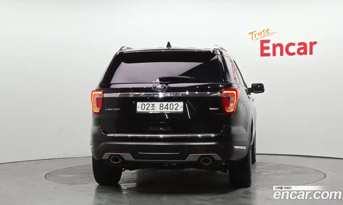 Ford Explorer 2018 2.3 Автомат в Москве № 273459, фото 4