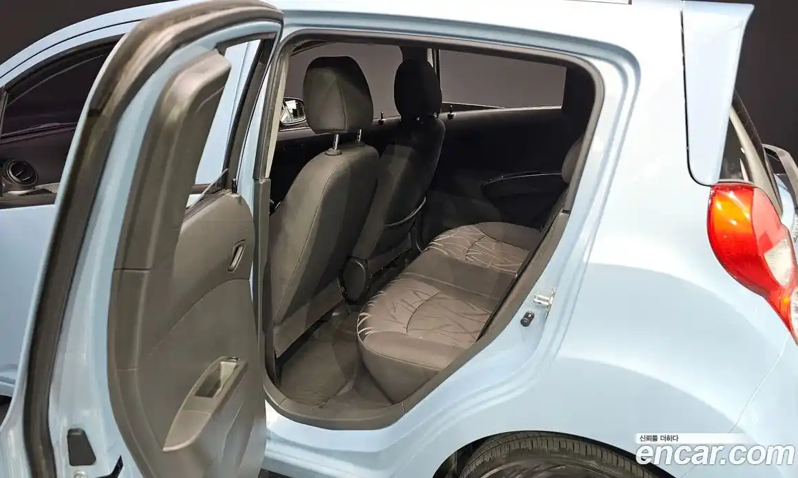 Chevrolet Spark 2014 1.0 Автомат в Москве № 27773, фото 18