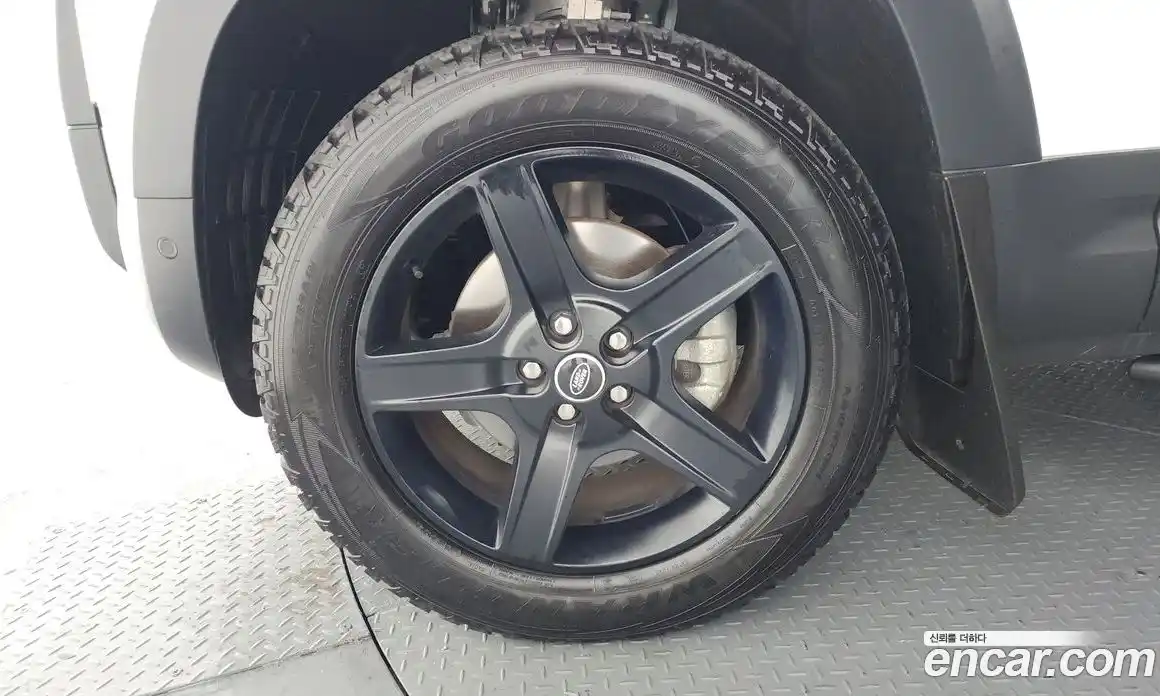 Land Rover Defender 2022 3.0 Автомат в Москве № 297977, фото 15