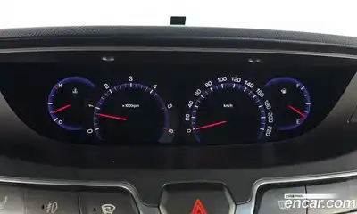 SsangYong Korando 2014 2.0 Автомат в Москве № 30218, миниатюра 11