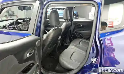 Jeep Renegade 2021 2.4 Автомат в Москве № 302221, миниатюра 12