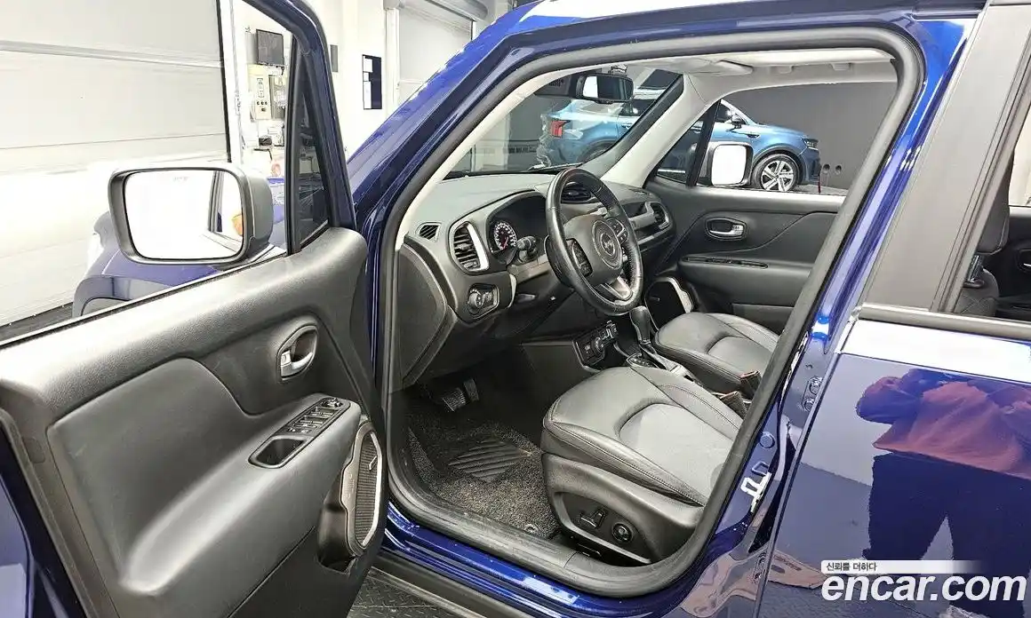 Jeep Renegade 2021 2.4 Автомат в Москве № 302221, фото 6