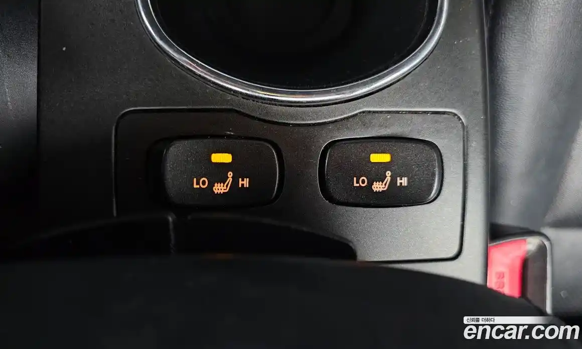 SsangYong Korando 2015 2.0 Автомат в Москве № 31496, фото 16