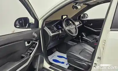 SsangYong Korando 2015 2.0 Автомат в Москве № 31496, миниатюра 5
