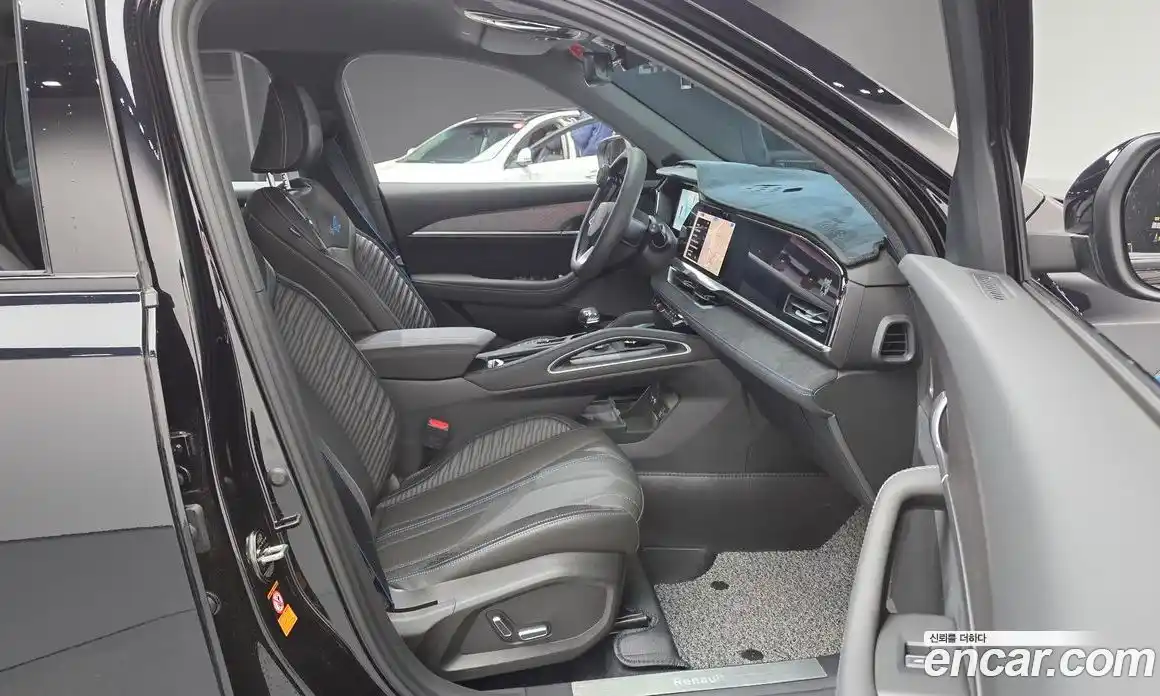 Renault Grand Koleos 2025 1.5 Автомат в Москве № 315917, фото 4