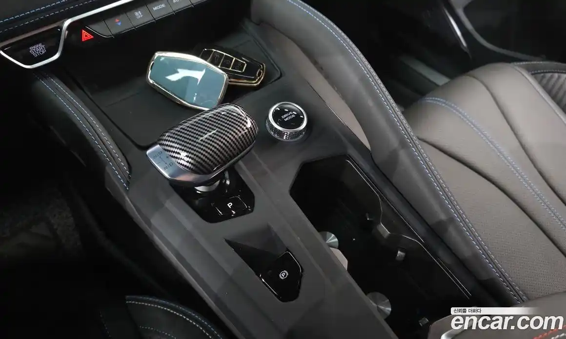 Renault Grand Koleos 2025 1.5 Автомат в Москве № 315917, фото 8