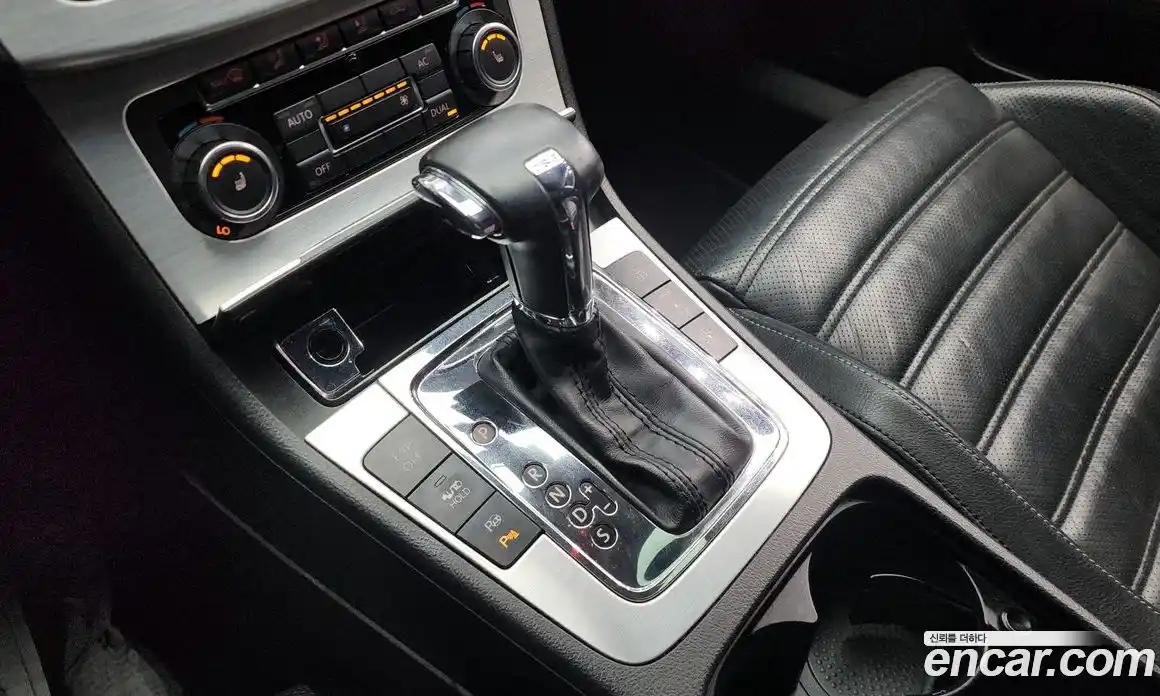 Volkswagen CC 2010 2.0 Автомат в Москве № 318036, фото 7