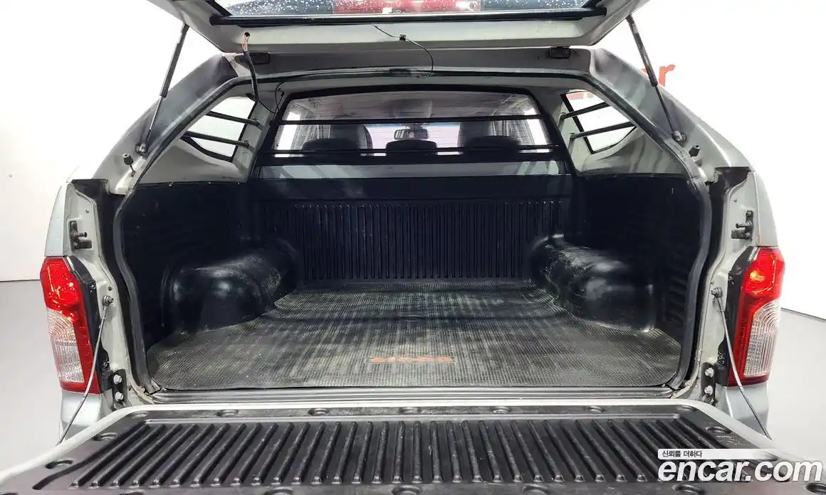 SsangYong Korando 2016 2.0 Автомат в Москве № 32428, фото 7