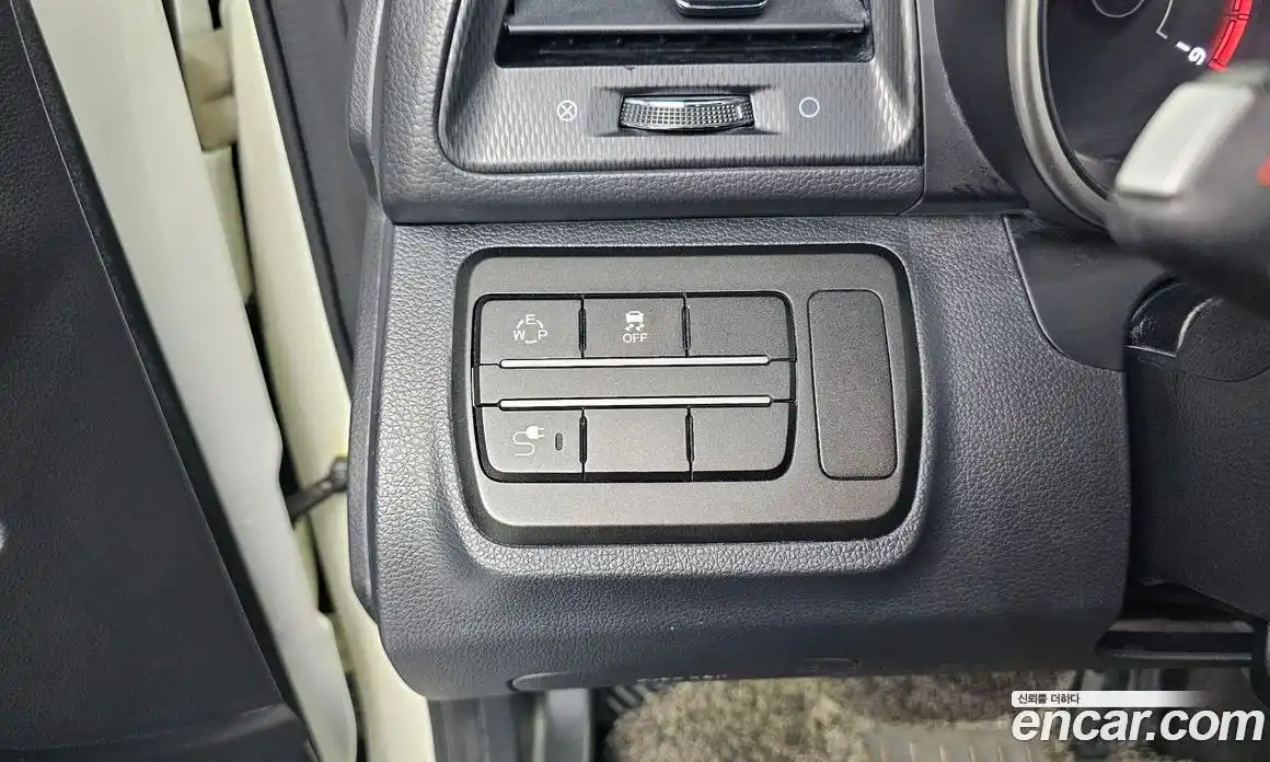 SsangYong TIBOLI 2016 1.6 Автомат в Москве № 32586, фото 11