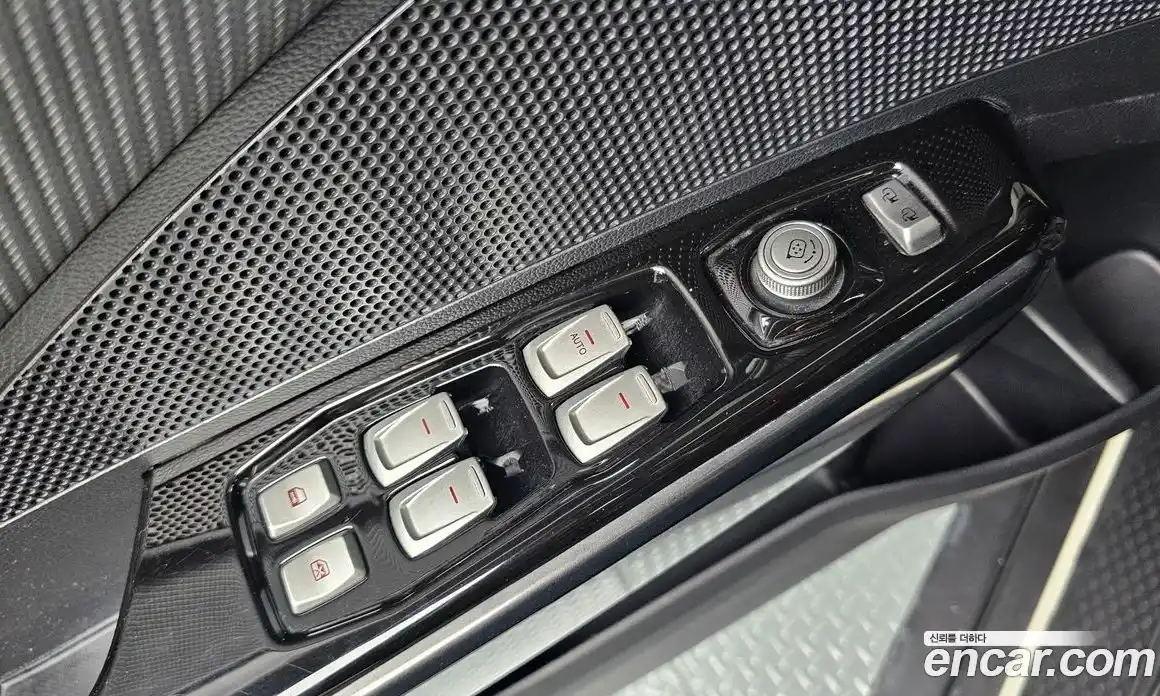 SsangYong TIBOLI 2016 1.6 Автомат в Москве № 32586, фото 10