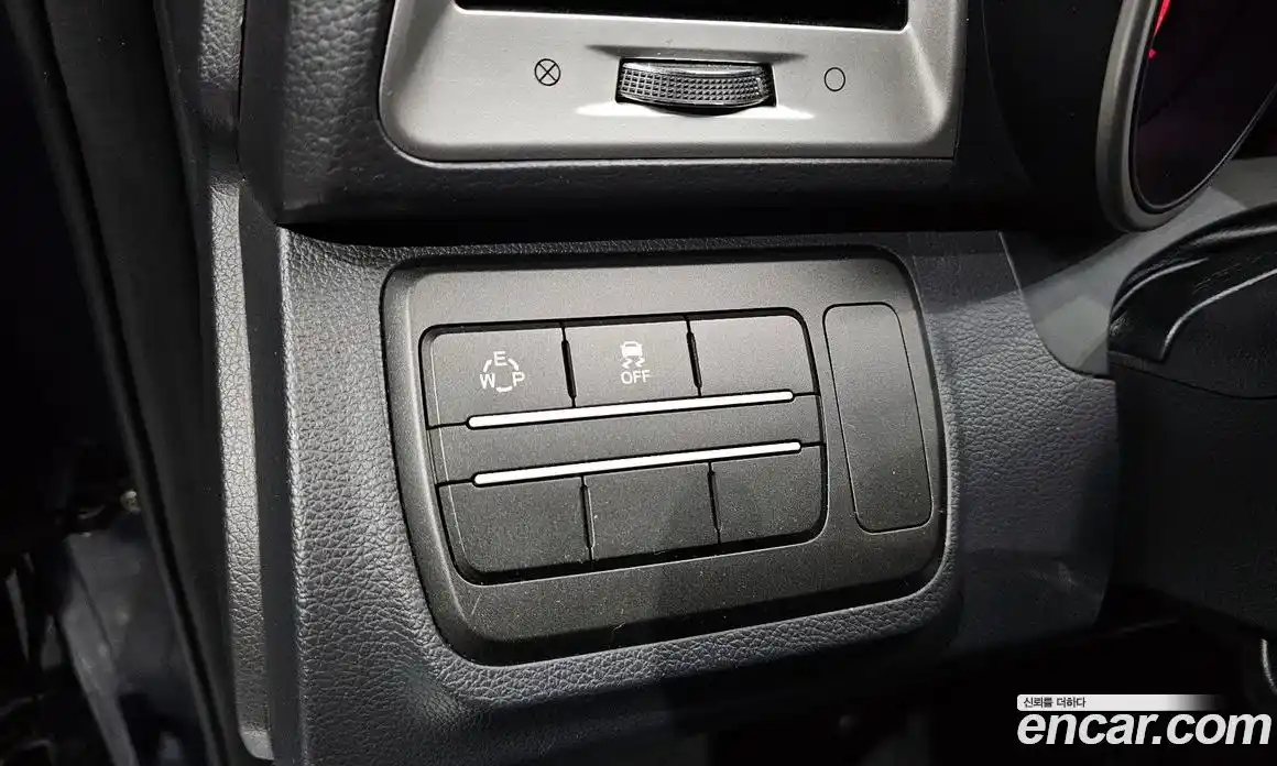 SsangYong TIBOLI 2016 1.6 Автомат в Москве № 32643, фото 19