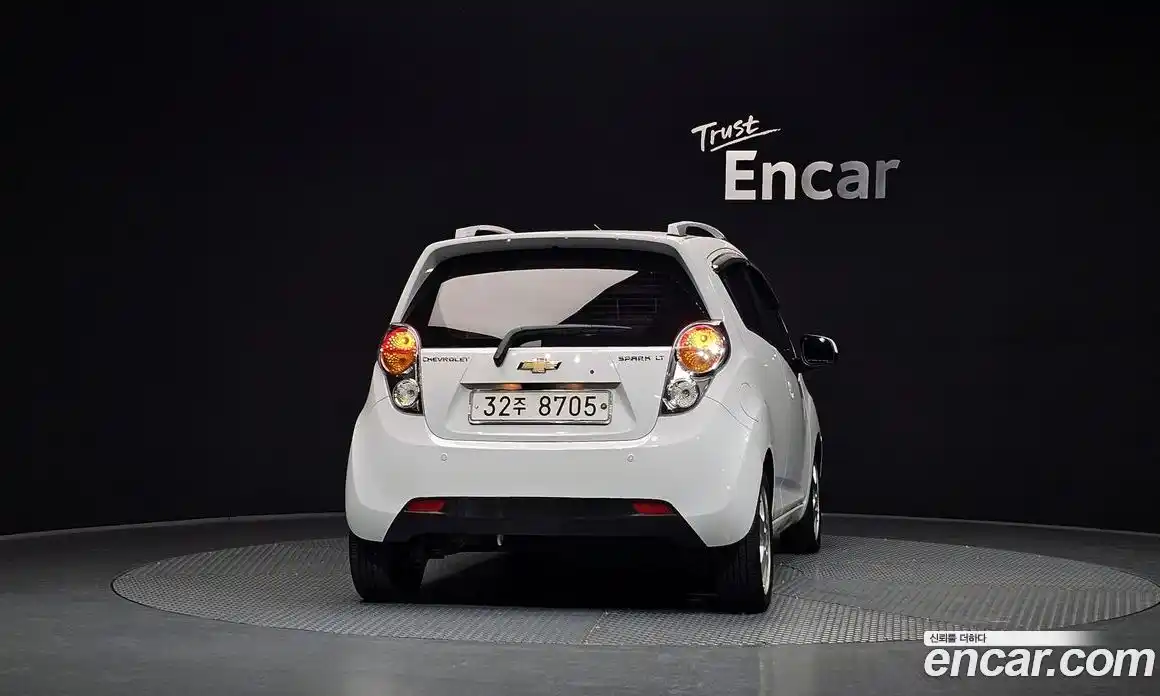 Chevrolet Matiz 2011 1.0 Автомат в Москве № 332156, фото 1