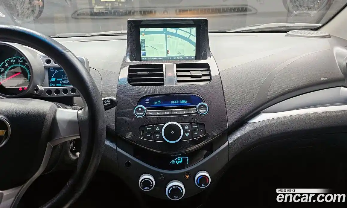 Chevrolet Matiz 2011 1.0 Автомат в Москве № 332156, фото 13