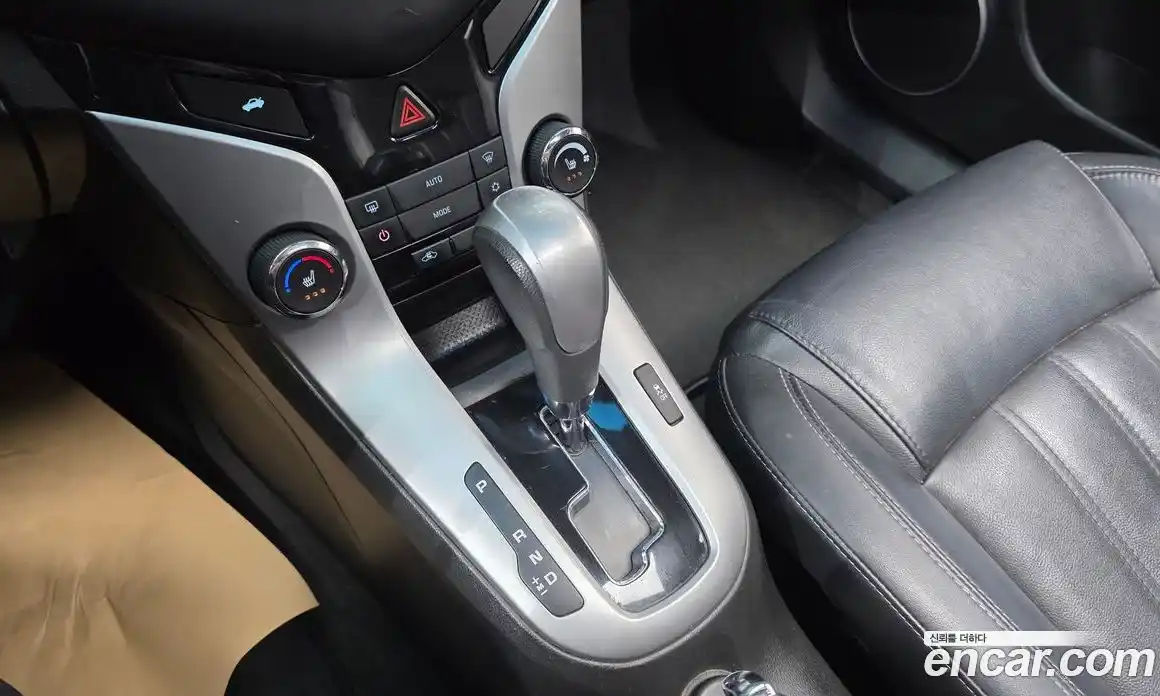 Chevrolet Cruze 2015 1.4 Автомат в Москве № 332681, фото 8