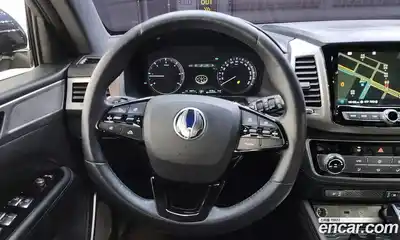 SsangYong Rexton 2018 2.2 Автомат в Москве № 33339, миниатюра 3