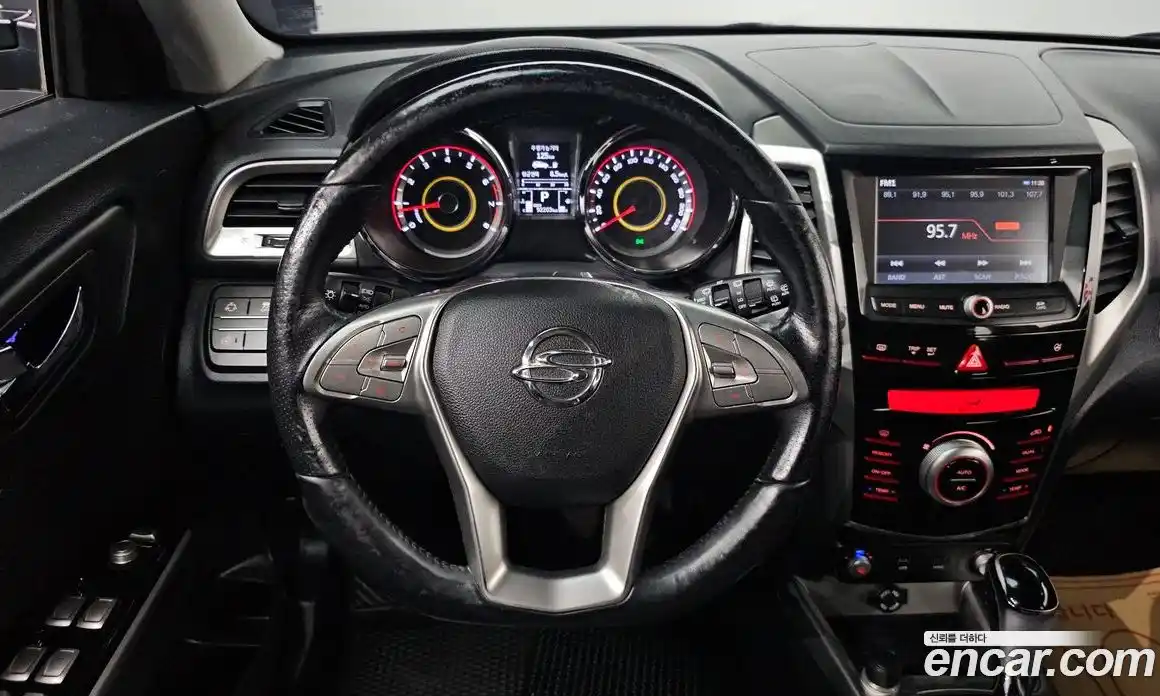SsangYong TIBOLI 2015 1.6 Автомат в Москве № 33356, фото 20