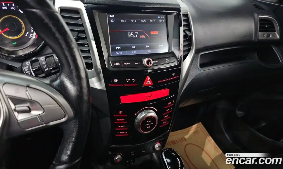 SsangYong TIBOLI 2015 1.6 Автомат в Москве № 33356, фото 3