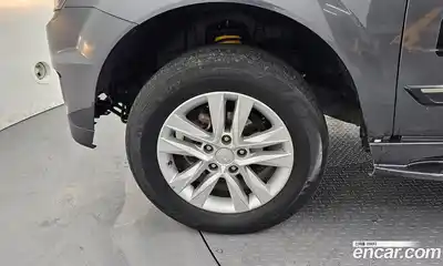 SsangYong Korando 2012 2.0 Механическая в Москве № 33762, миниатюра 12