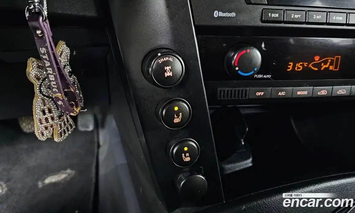 SsangYong Korando 2012 2.0 Механическая в Москве № 33762, фото 20