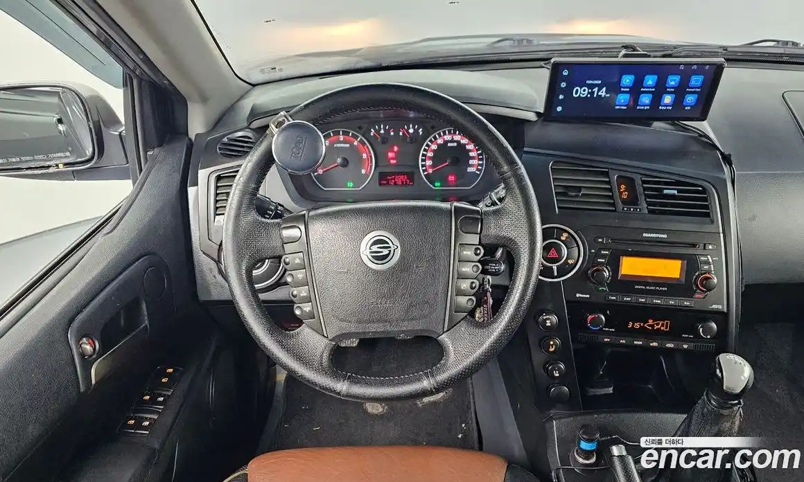 SsangYong Korando 2012 2.0 Механическая в Москве № 33762, фото 7