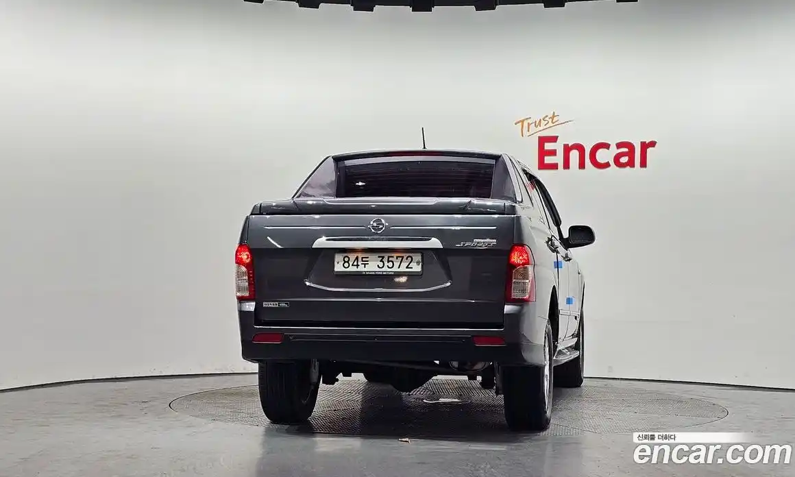 SsangYong Korando 2012 2.0 Механическая в Москве № 33762, фото 9