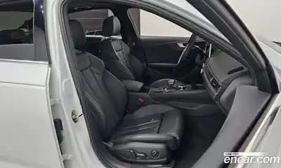 Audi A4 2019 2.0 Автомат в Москве № 343388, миниатюра 4