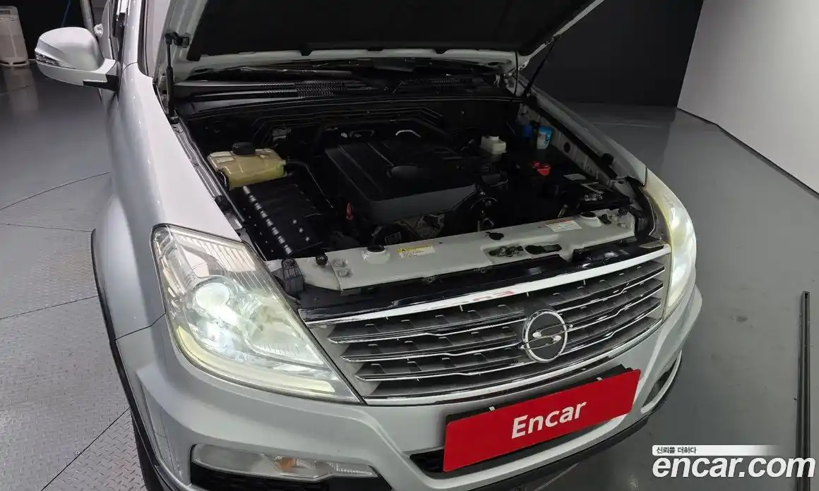 SsangYong Rexton 2013 2.0 Автомат в Москве № 35983, фото 1