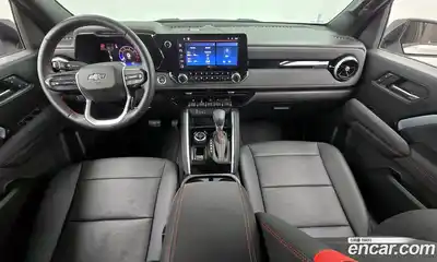 Chevrolet Colorado 2023 2.7 Автомат в Москве № 37675, миниатюра 7