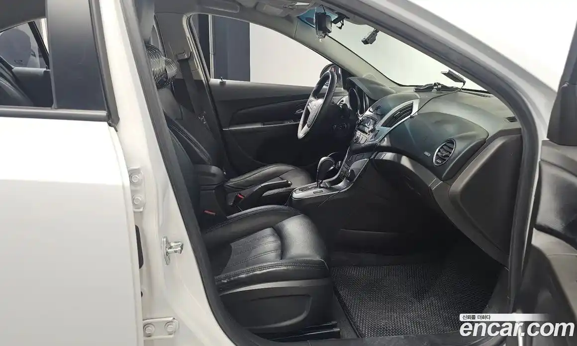 Chevrolet Cruze 2013 1.8 Автомат в Москве № 39880, фото 18