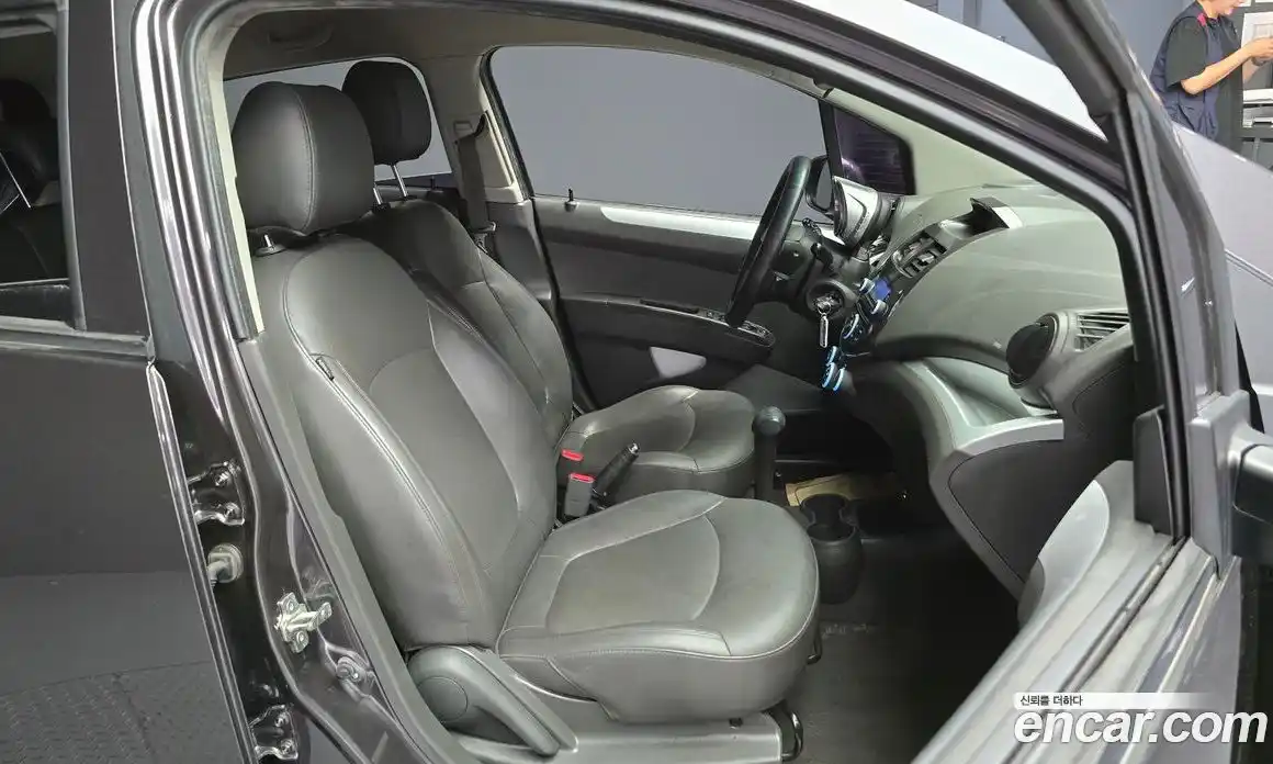 Chevrolet Spark 2014 1.0 Автомат в Москве № 40540, фото 7