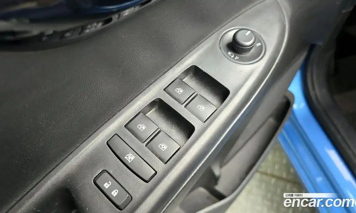 Chevrolet Spark 2016 1.0 Автомат в Москве № 41441, фото 16