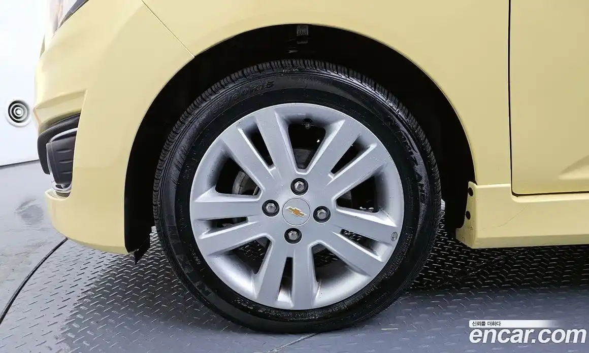 Chevrolet Spark 2013 1.0 Автомат в Москве № 41839, фото 11