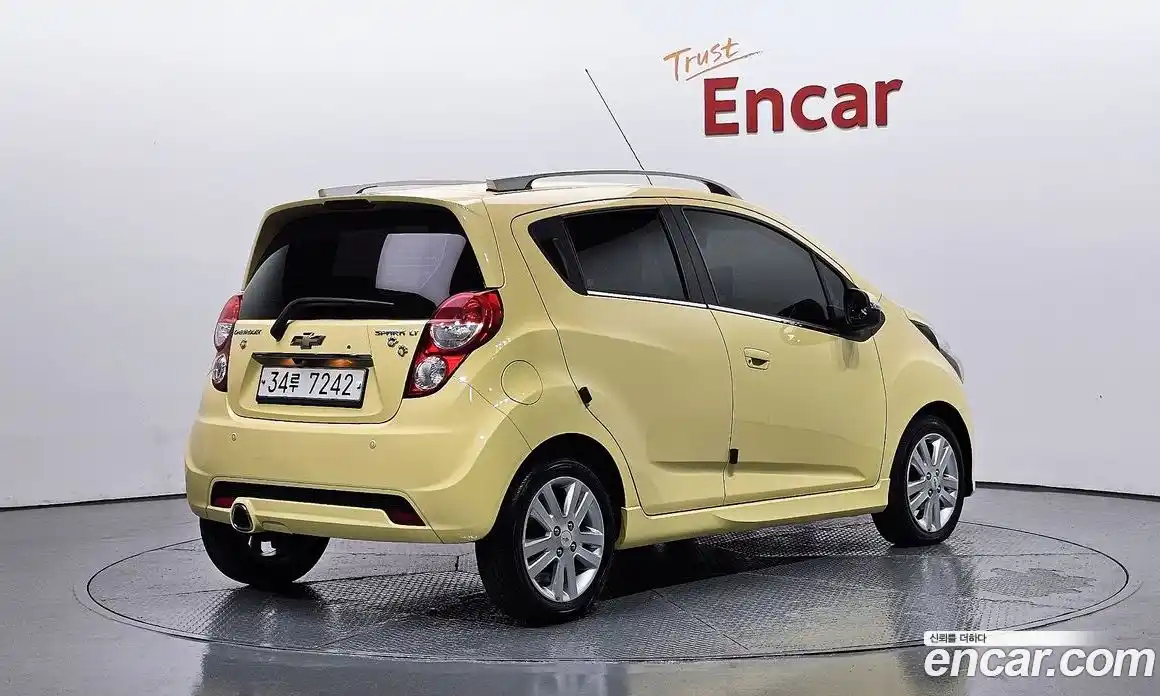 Chevrolet Spark 2013 1.0 Автомат в Москве № 41839, фото 17