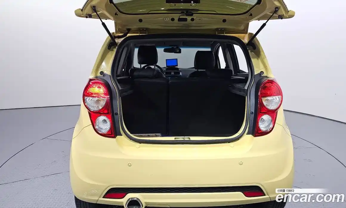 Chevrolet Spark 2013 1.0 Автомат в Москве № 41839, фото 7