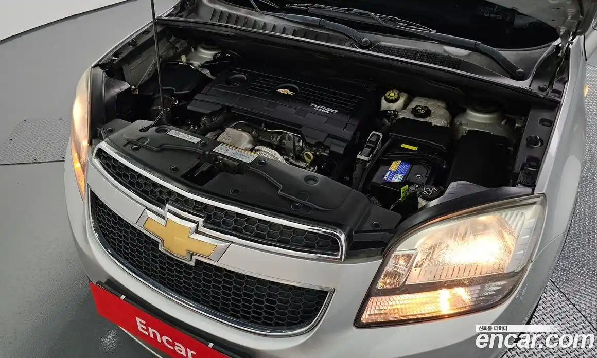 Chevrolet Orlando 2012 2.0 Автомат в Москве № 42380, фото 9