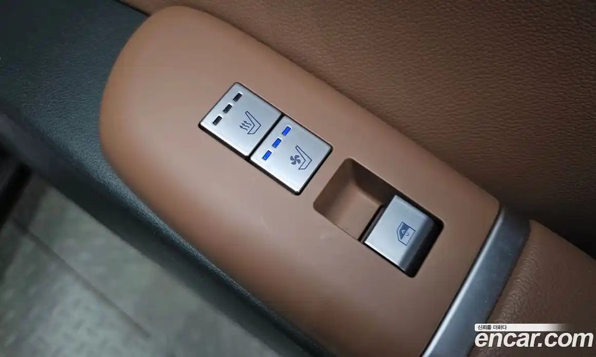 Hyundai Grandeur 2023 3.5 Автомат в Москве № 42559, фото 13