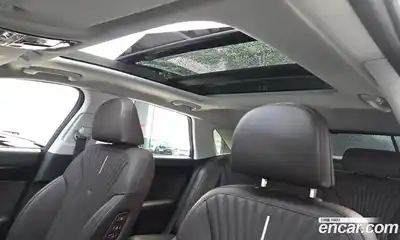 Hyundai Grandeur 2023 1.6 Автомат в Москве № 42753, миниатюра 3