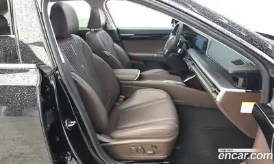 Hyundai Grandeur 2023 1.6 Автомат в Москве № 42753, миниатюра 10