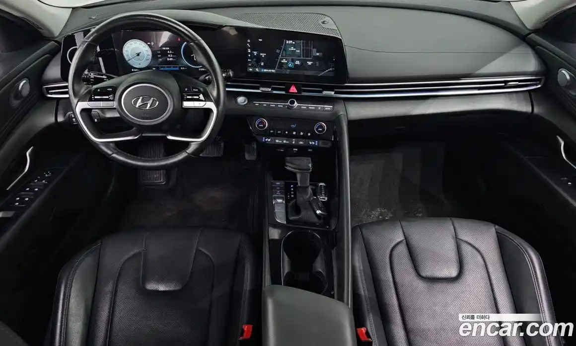 Hyundai Avante 2023 1.6 Автомат в Москве № 43939, фото 10