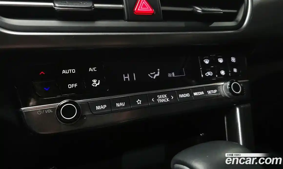 Kia Seltos 2023 1.6 Автомат в Москве № 4456, фото 16