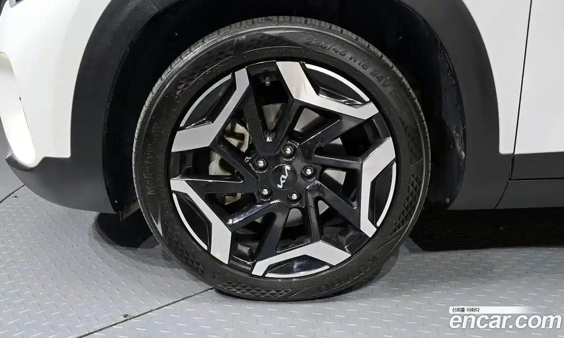 Kia Seltos 2023 1.6 Автомат в Москве № 4456, фото 8