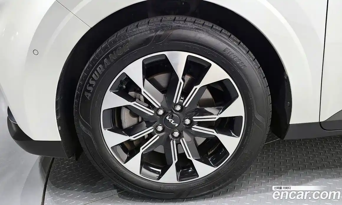 Kia Canival 2023 2.2 Автомат в Москве № 51638, фото 20