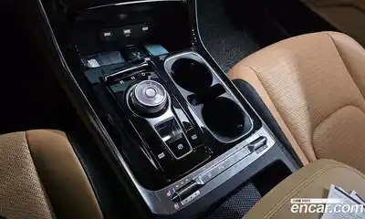 Kia Canival 2023 2.2 Автомат в Москве № 51638, миниатюра 2