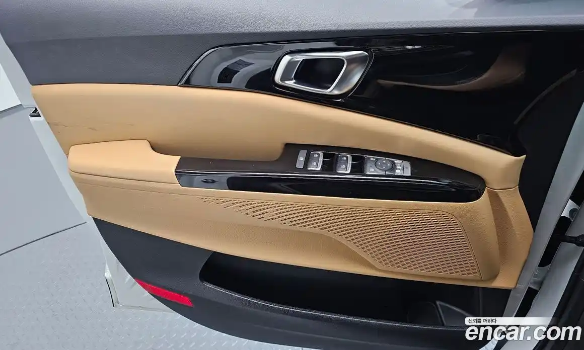 Kia Canival 2023 2.2 Автомат в Москве № 51638, фото 9