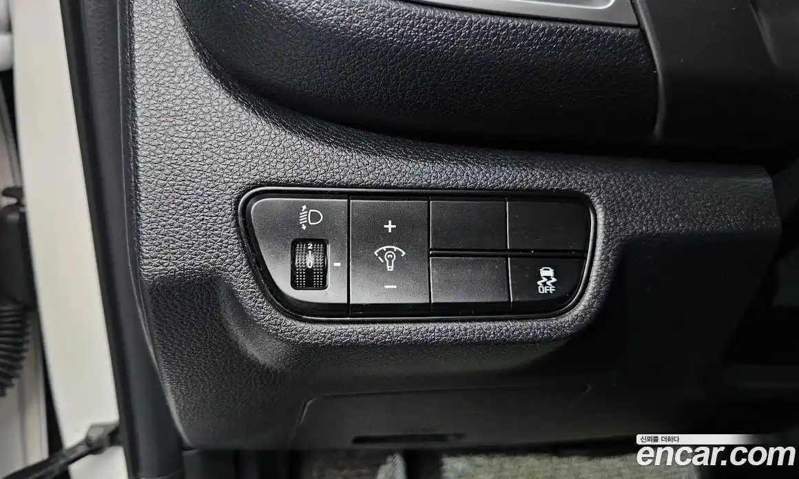 Kia Seltos 2025 1.6 Автомат в Москве № 51998, фото 3