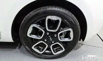 Kia Ray 2022 1.0 Автомат в Москве № 52830, миниатюра 2