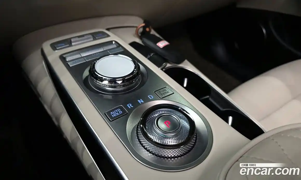 Genesis GV70 2024 2.5 Автомат в Москве № 56791, фото 17