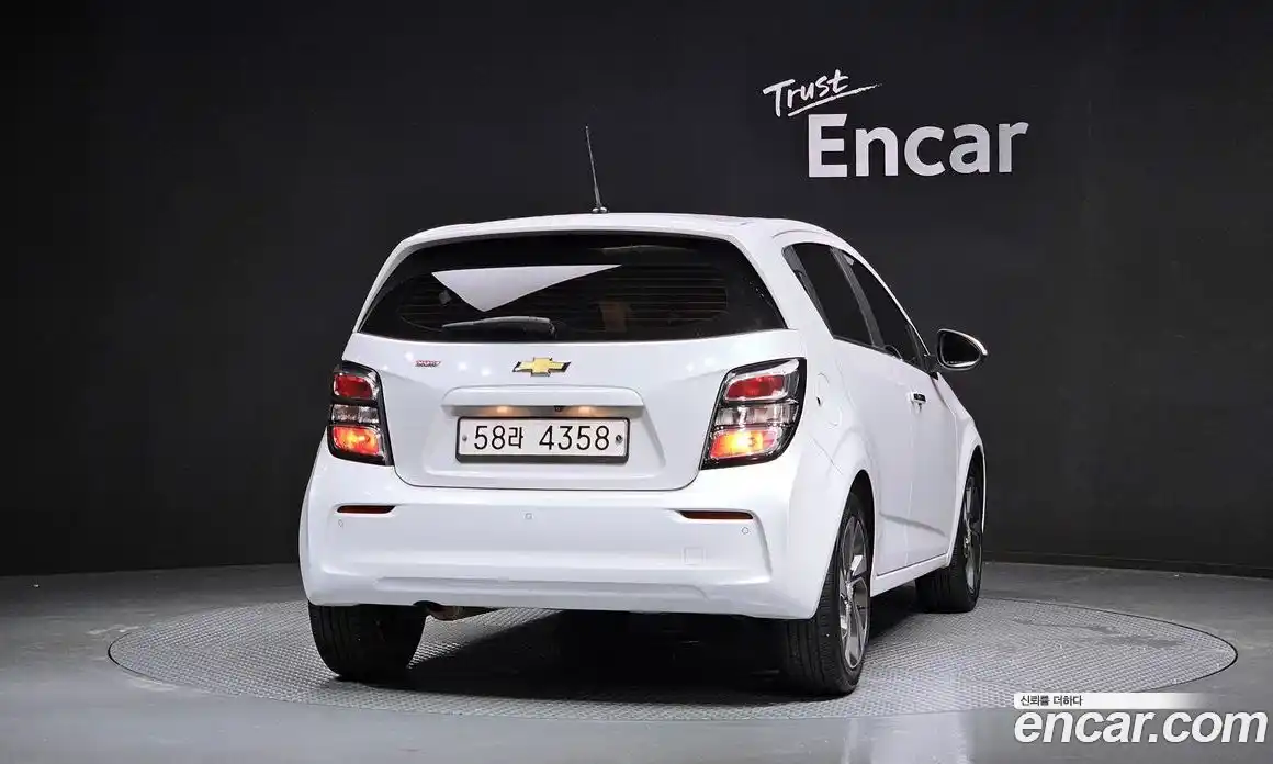 Chevrolet Aveo 2017 1.4 Автомат в Москве № 84289, фото 13