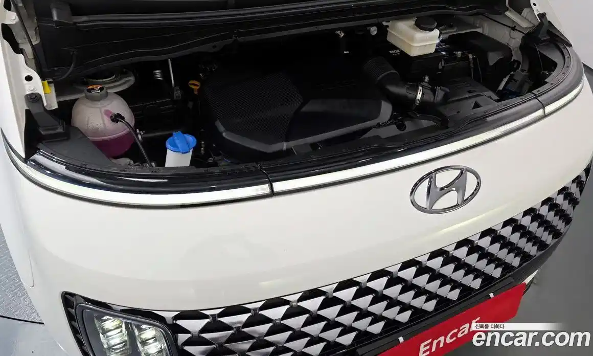 Hyundai Staria 2022 2.2 Автомат в Москве № 86701, фото 11